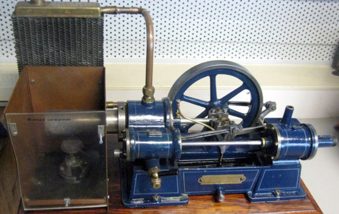 Bestand:Gerhard Schubert hetelucht-motor.png